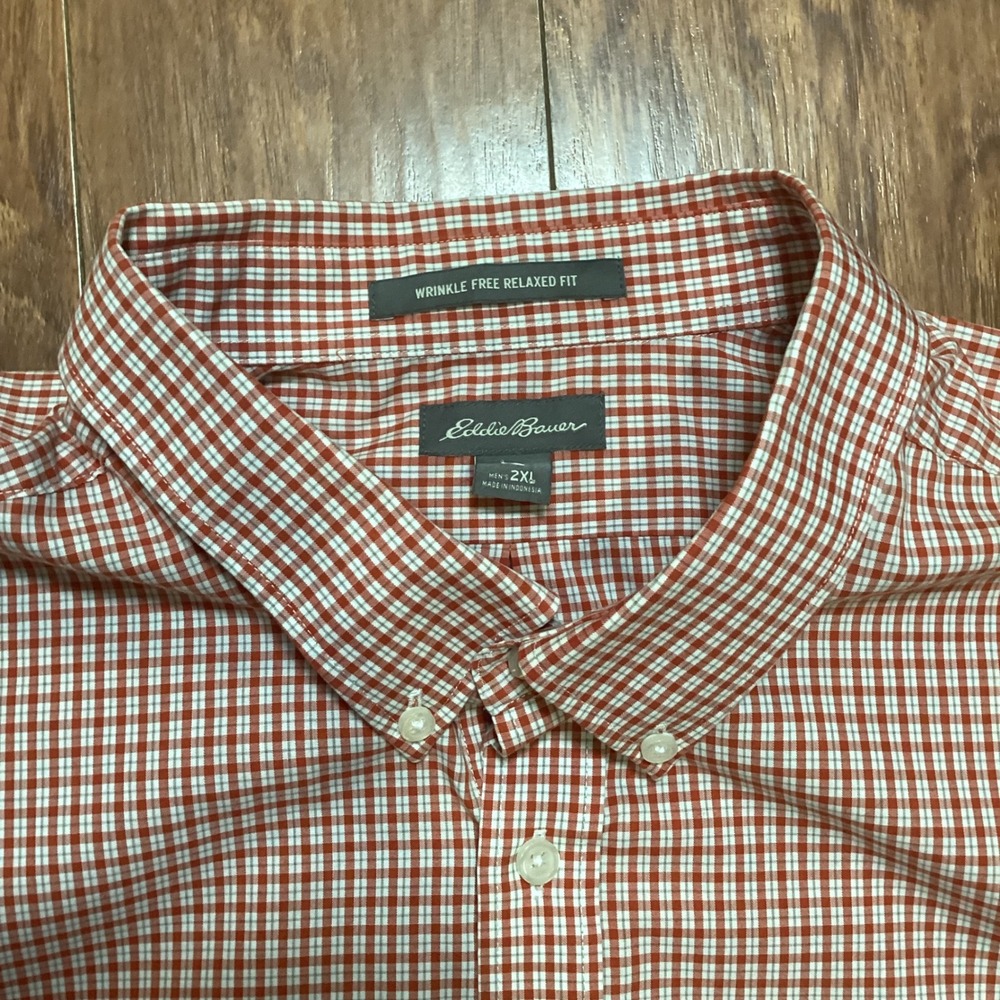 Eddie Bauer Men's 2XL Wrinkle Free Relaxed Fit Red and White‎ Plaid Shirt